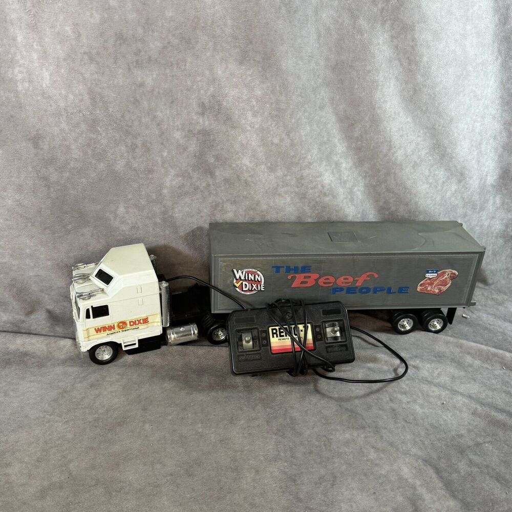 Vintage Remo-7 Remote Control Winn Dixie 18-Wheel Hauler 18” Long Untested As Is